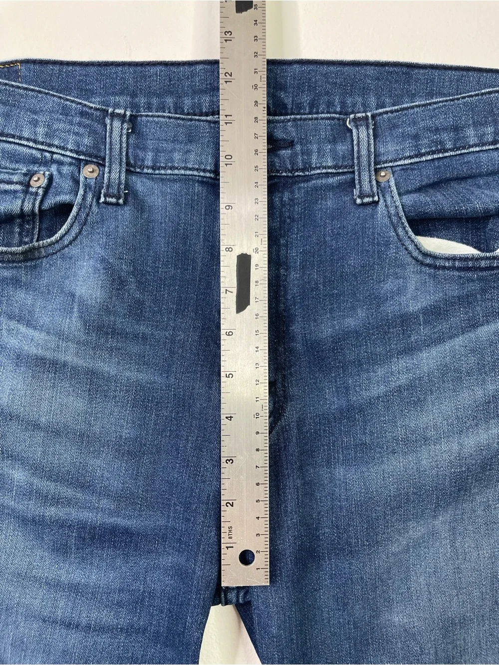 Levi's 502 Regular Taper Fit Medium Wash Denim Jeans 36x32